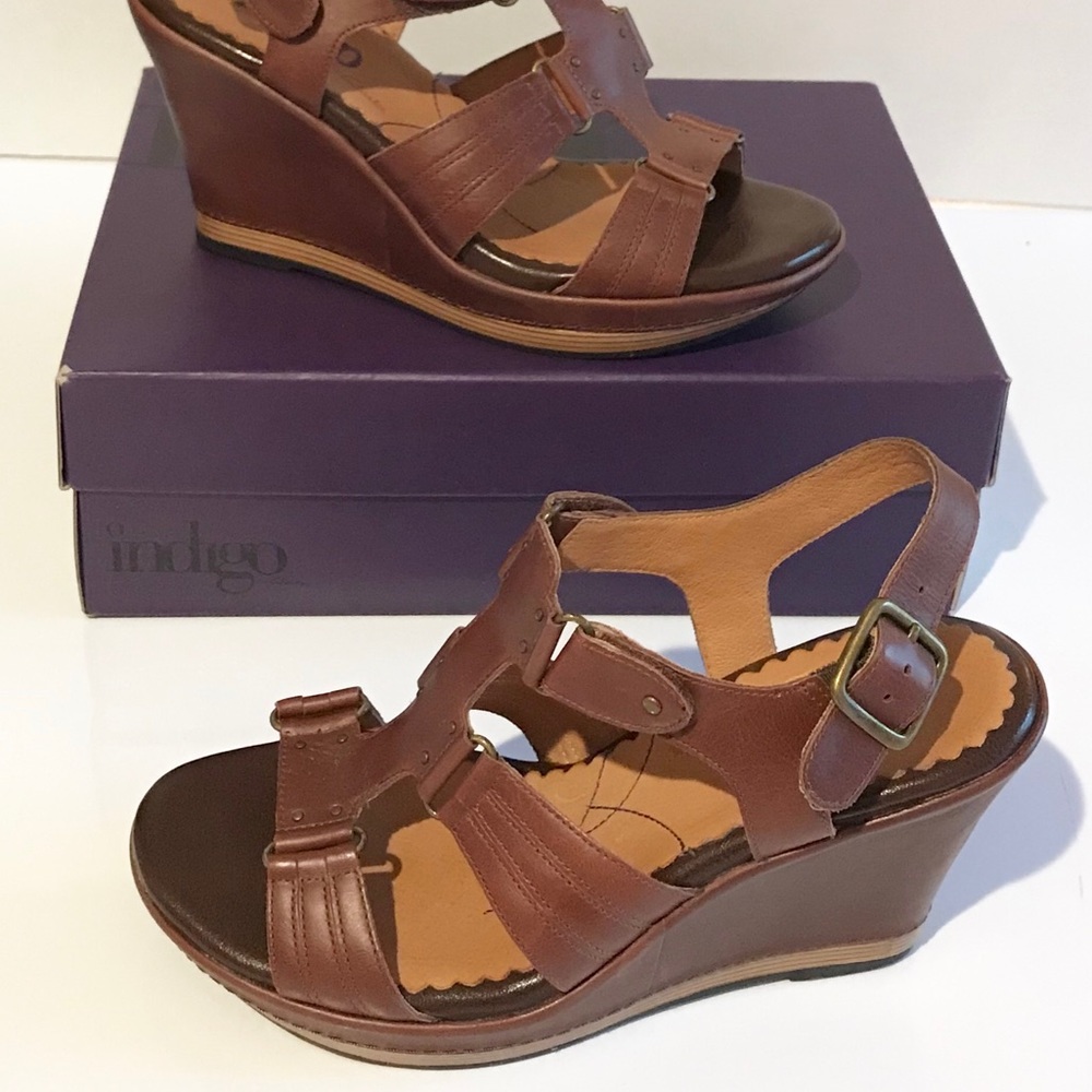 Clarks Sandals - Picture 4 of 8